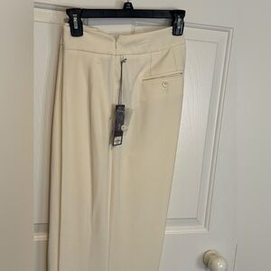 Jennifer Lopez Elegant Cream Trousers